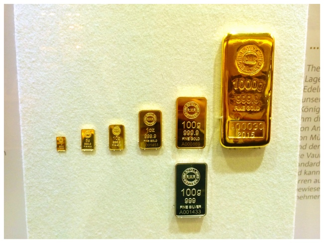 Royal Mint Refinery gold bars