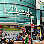 Mustafa Centre: Gold in Singapore
