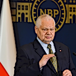 Poland Accelerates Gold Buying; Buying 100 Tonnes in 2022